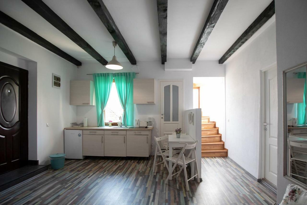Apartment Apartament Central Deal